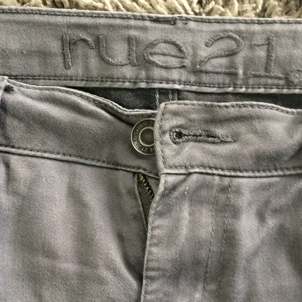 Gray pants - Picture 2 of 3